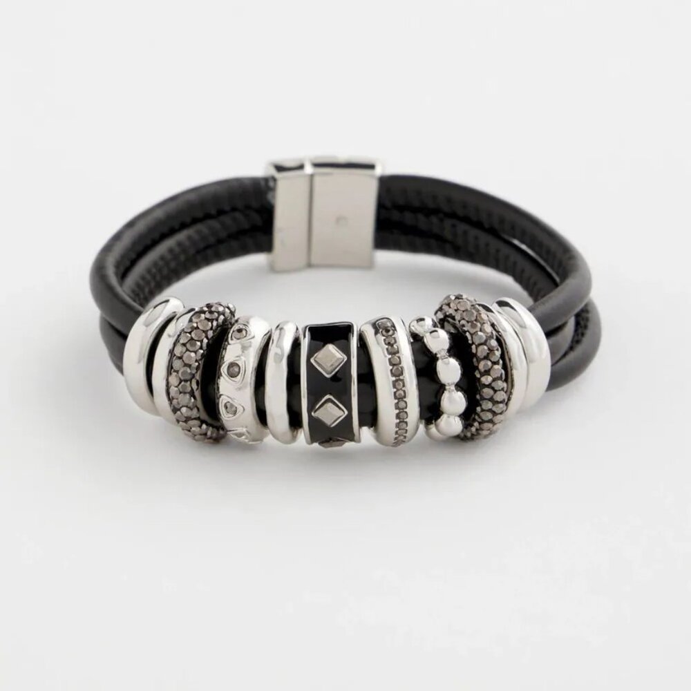NEW CHICO'S LEATHER BLACK AND SILVER HARDWARE CHARM BRACELET MAGNET CLASP